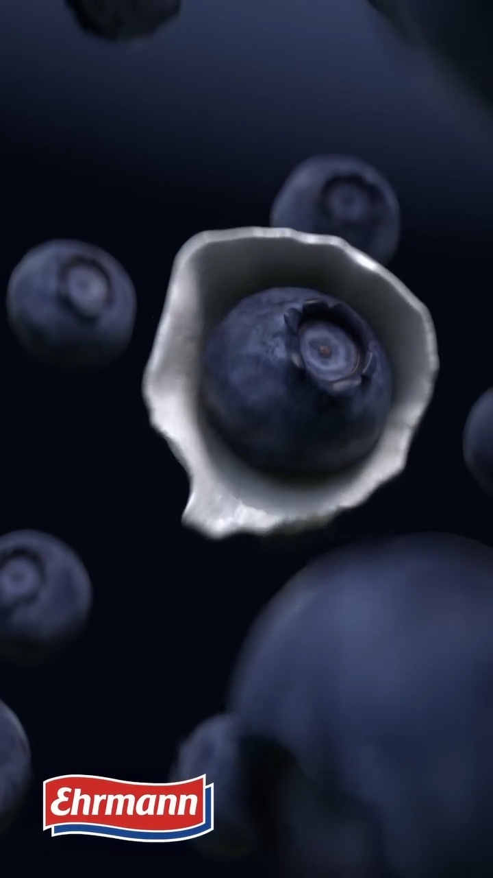 Ehrmann Spec Ad – Blueberries in a Splash – Still 2