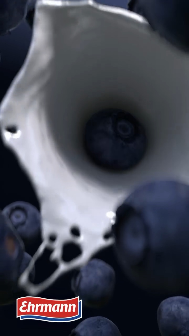 Ehrmann Spec Ad – Blueberries in a Splash – Still 3