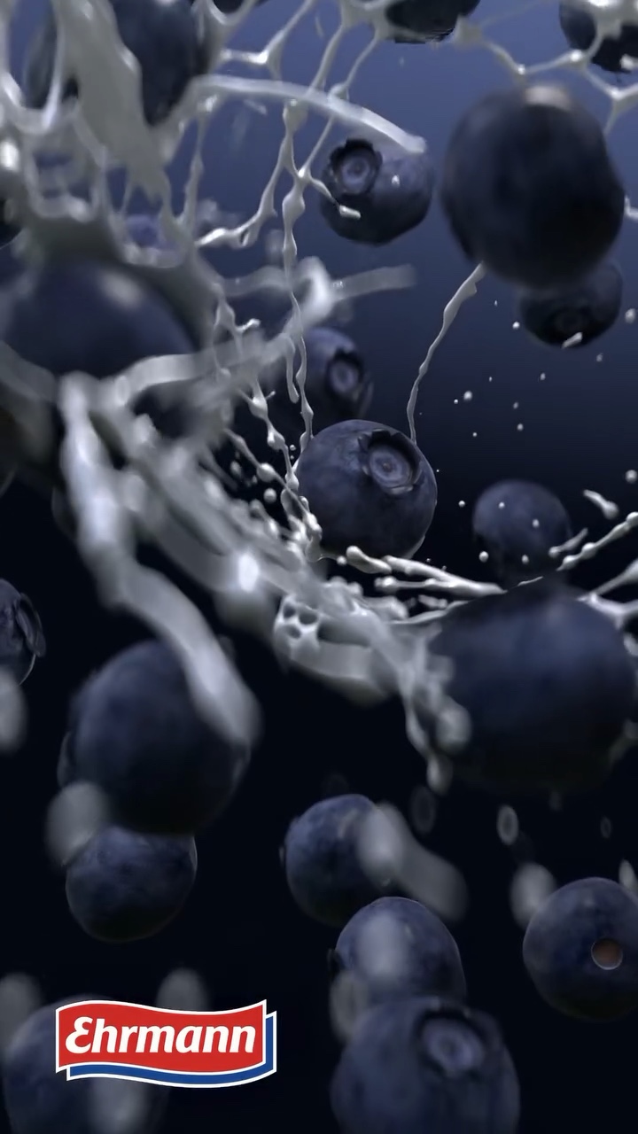 Ehrmann Spec Ad – Blueberries in a Splash – Still 6
