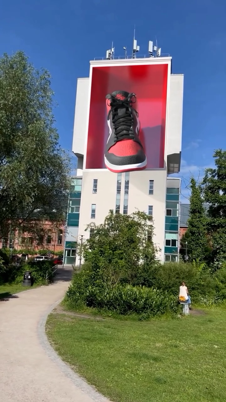 Fake Out-of-Home for Nike – Sneaker on the Screen – Still 3