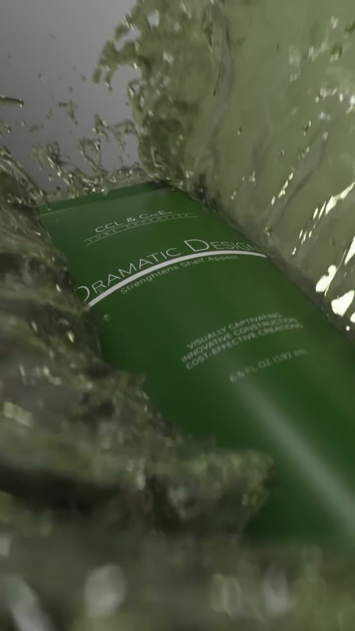 Kosmetik-Produktspot – grüner Splash mit LiquiGen – Standbild 4