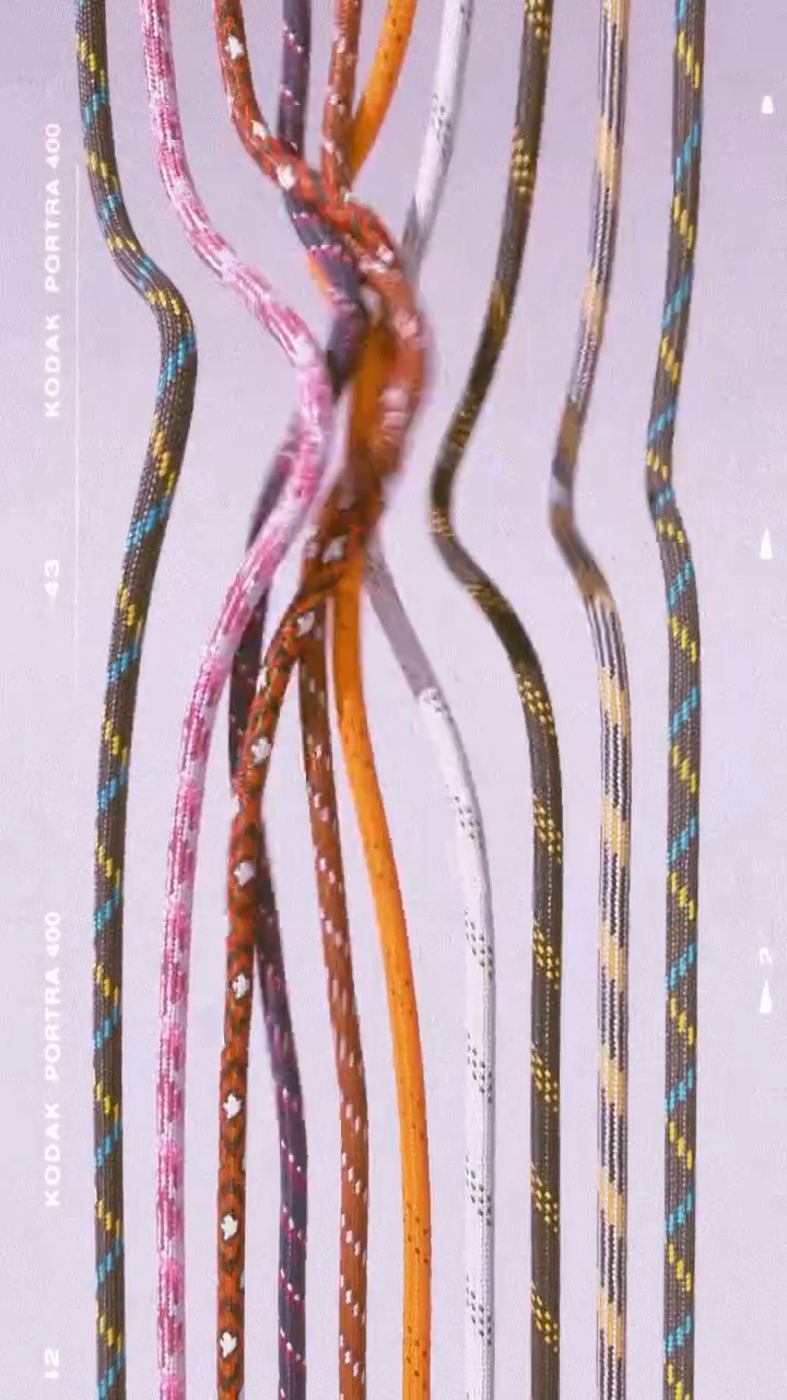 Twisted Cords – Twisting Ropes in Cinema 4D – Still 3