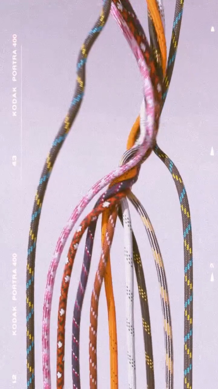 Twisted Cords – Twisting Ropes in Cinema 4D – Still 4